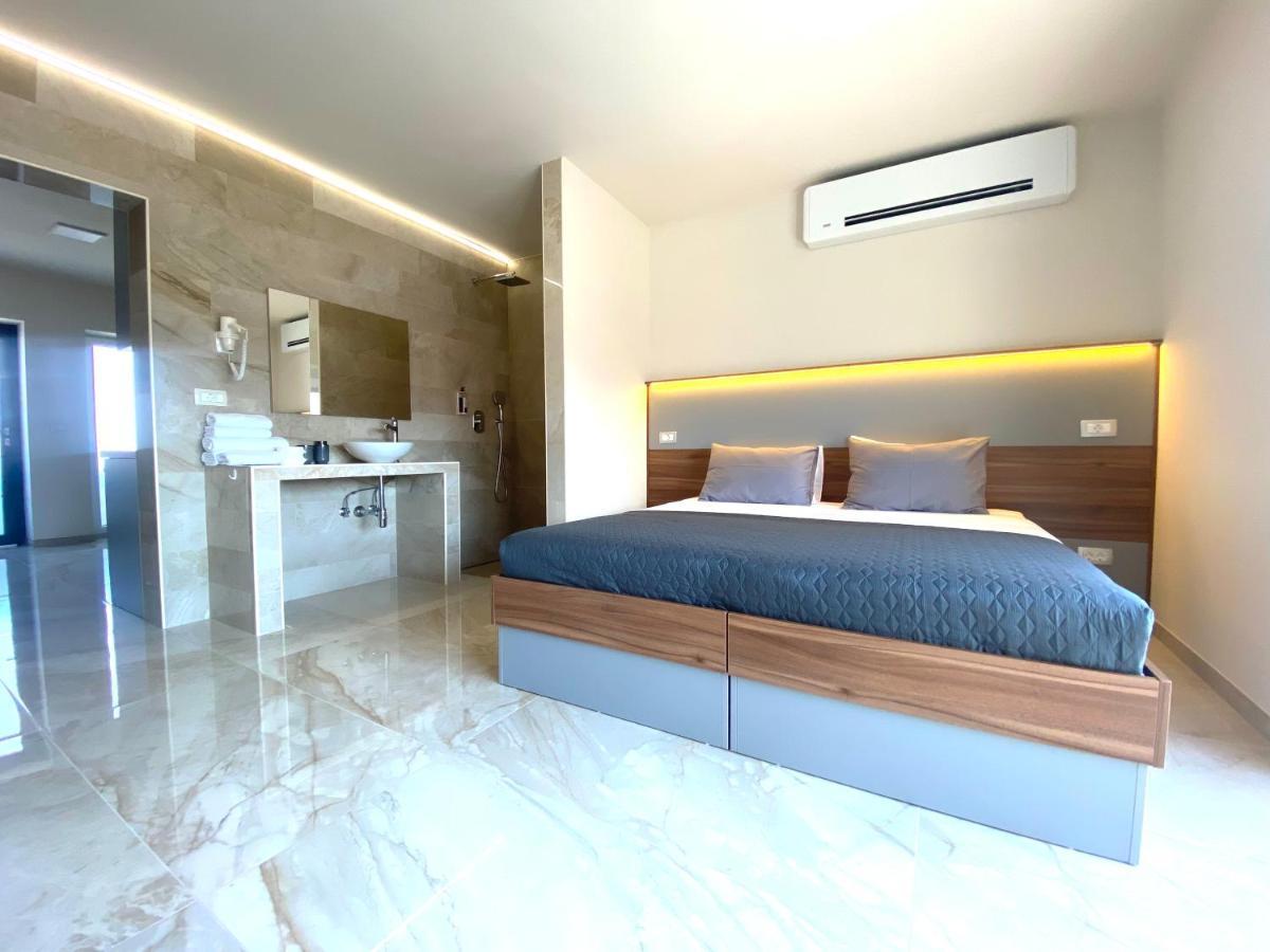 Rooms And Apartments Lisjak โคเปร์ ภายนอก รูปภาพ