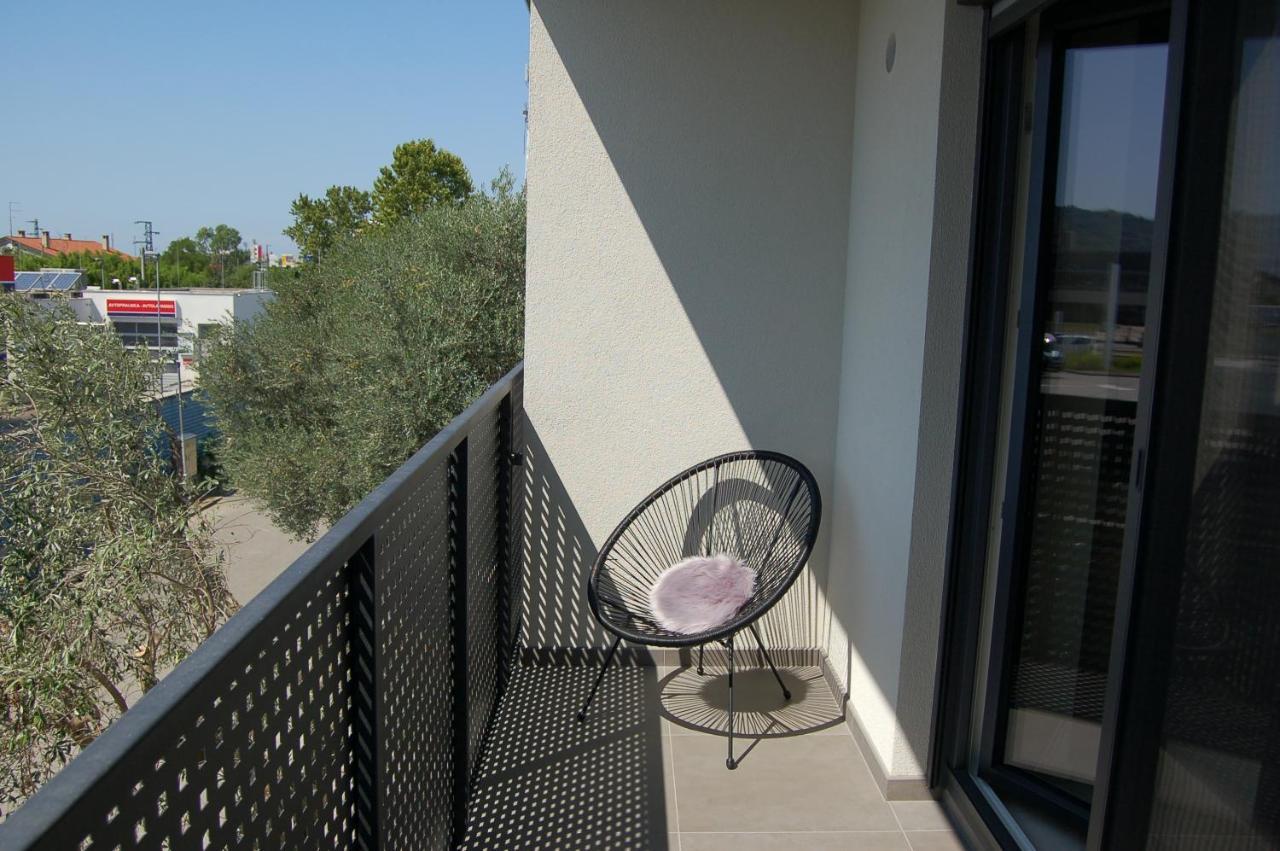 Rooms And Apartments Lisjak โคเปร์ ภายนอก รูปภาพ