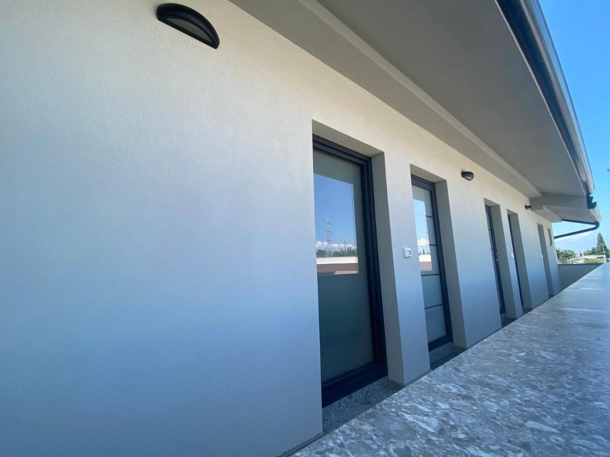 Rooms And Apartments Lisjak โคเปร์ ภายนอก รูปภาพ