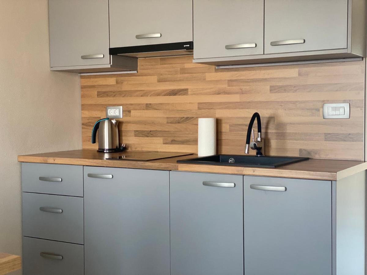 Rooms And Apartments Lisjak โคเปร์ ภายนอก รูปภาพ